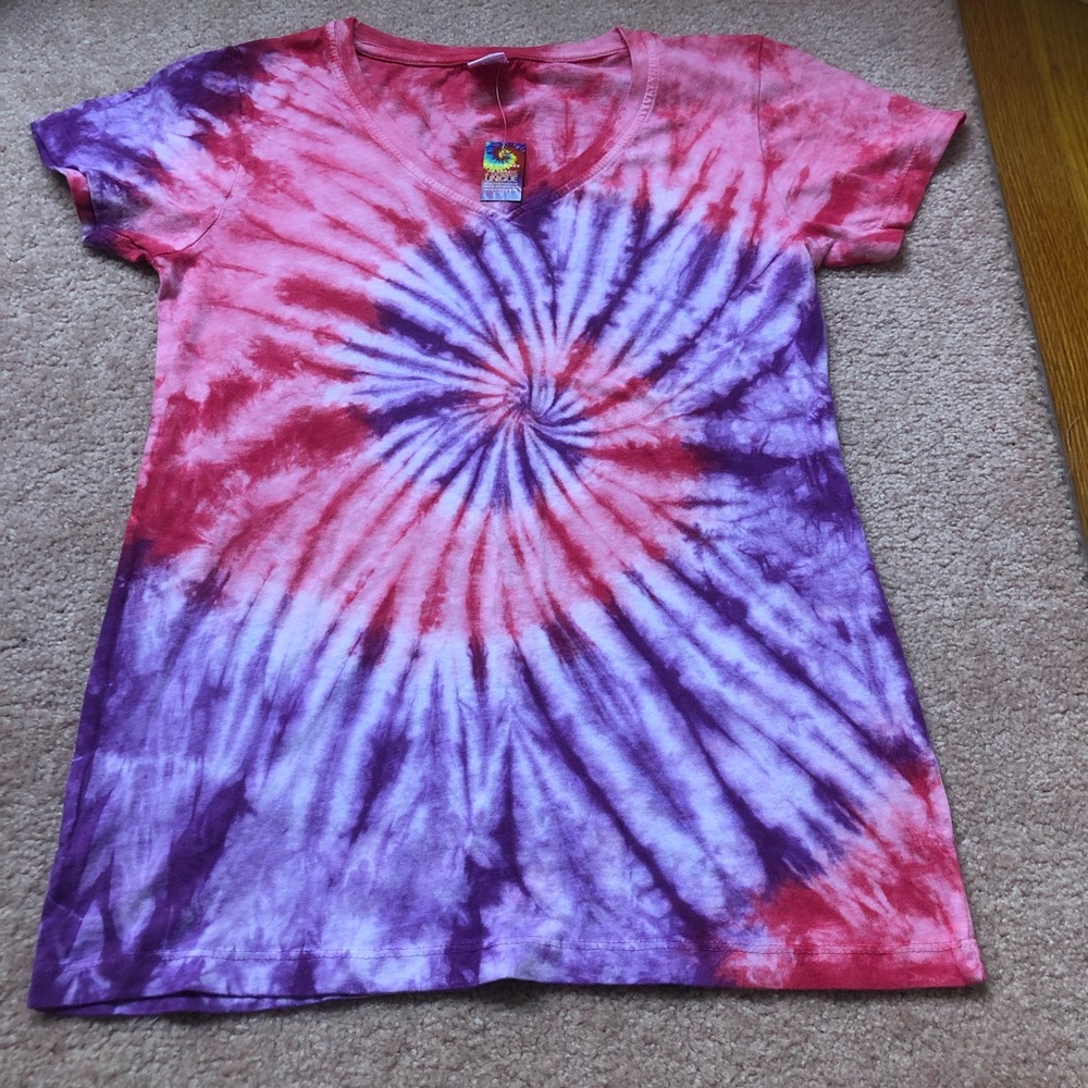 4/$20 deal: Tie dye t-shirt